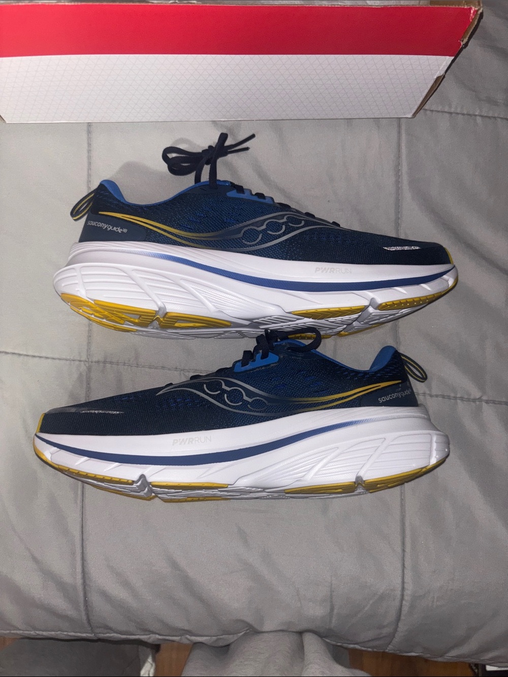 Saucony Men’s Navy & Yellow Running Shoes - Cushioned Road Trainers